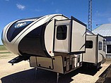 2015 Winnebago Voyage Photo #4