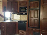 2015 Winnebago Voyage Photo #15