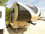 2015 Winnebago Voyage Photo #6