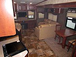2015 Winnebago Voyage Photo #7