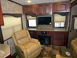 2015 Winnebago Voyage Photo #12