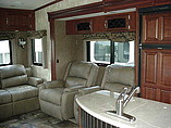 2015 Winnebago Voyage Photo #10