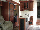 2015 Winnebago Voyage Photo #14