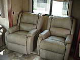 2015 Winnebago Voyage Photo #23