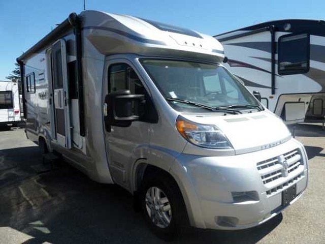 2015 Winnebago Viva Photo