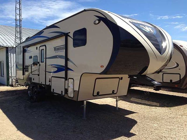 2015 Winnebago Voyage Photo