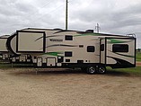 2015 Winnebago Voyage Photo #3