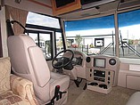 2008 Winnebago Voyage Photo #6