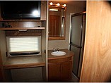 2007 Winnebago Voyage Photo #18