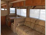 2007 Winnebago Voyage Photo #4