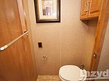 2007 Winnebago Voyage Photo #25