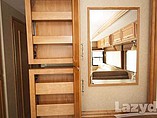 2007 Winnebago Voyage Photo #40