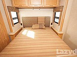 2007 Winnebago Voyage Photo #48