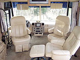 2007 Winnebago Voyage Photo #4