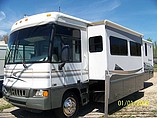 2005 Winnebago Voyage Photo #2