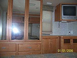2005 Winnebago Voyage Photo #19