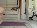 2007 Winnebago Voyage Photo #16