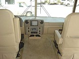 2007 Winnebago Voyage Photo #21