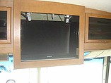 2007 Winnebago Voyage Photo #23