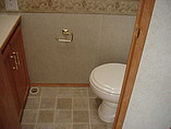 2005 Winnebago Voyage Photo #21