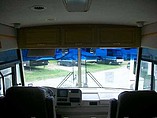 2005 Winnebago Voyage Photo #8