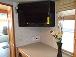 2005 Winnebago Voyage Photo #27
