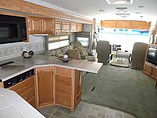 2005 Winnebago Voyage Photo #29