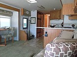 2005 Winnebago Voyage Photo #31