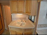2005 Winnebago Voyage Photo #28