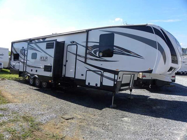 2014 Xlr Forest River Photo